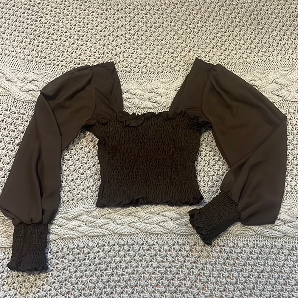 Cropped Long Sleeve Blouse